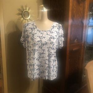 SALE Gap Linen Blend Floral Top